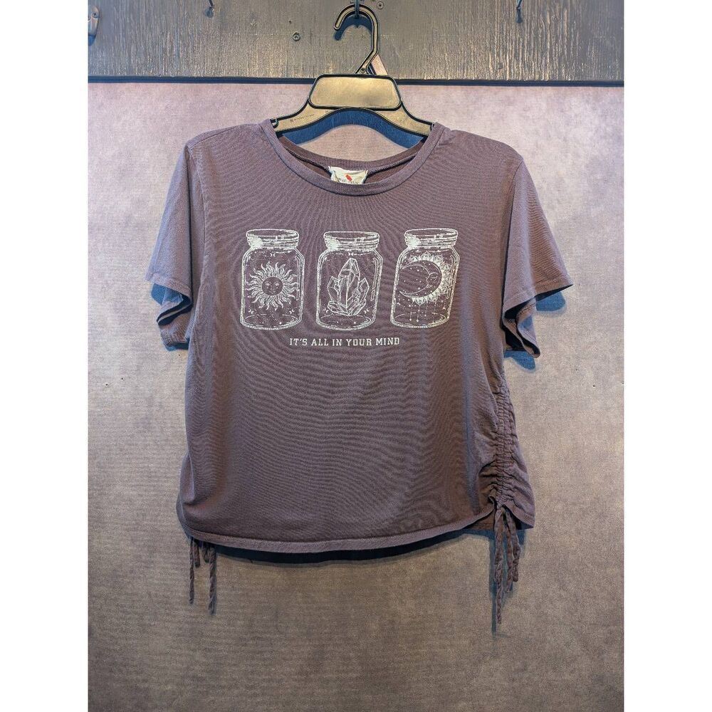 French Pastry crop t-shirt size medium